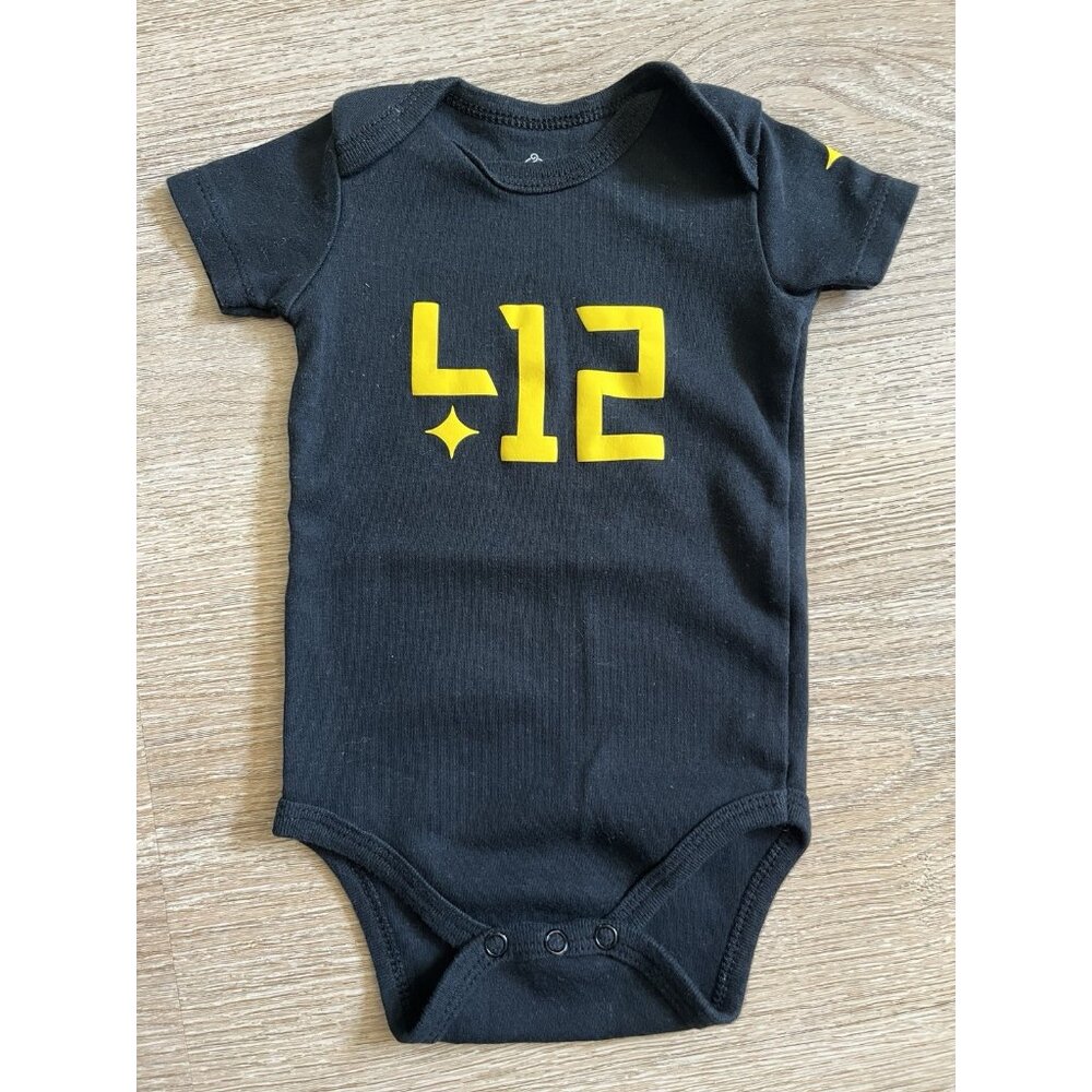 Baby Steel City Pittsburgh One Piece Size 3-6 Months Black Gold 412